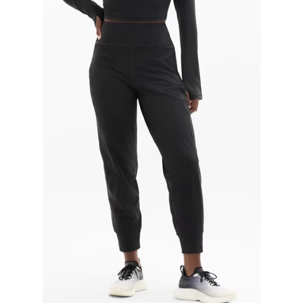 Athleta Rainier Jogger L